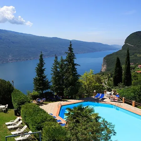 Panorama E Hotel 3*